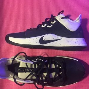 Nike PG3